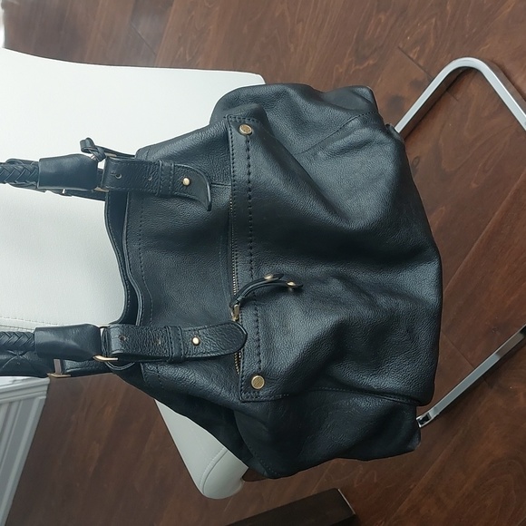 COLE HAAN, Chic Black Leather Shoulder Bag - Picture 8 of 13